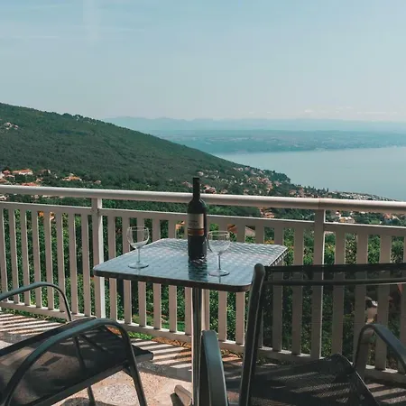 Micic Apartmán Lovran